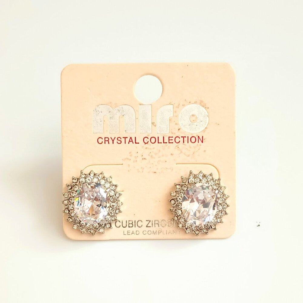 Miro Crystal Collection Cluster Earrings. Silver Brilliant Evening Post Earrings